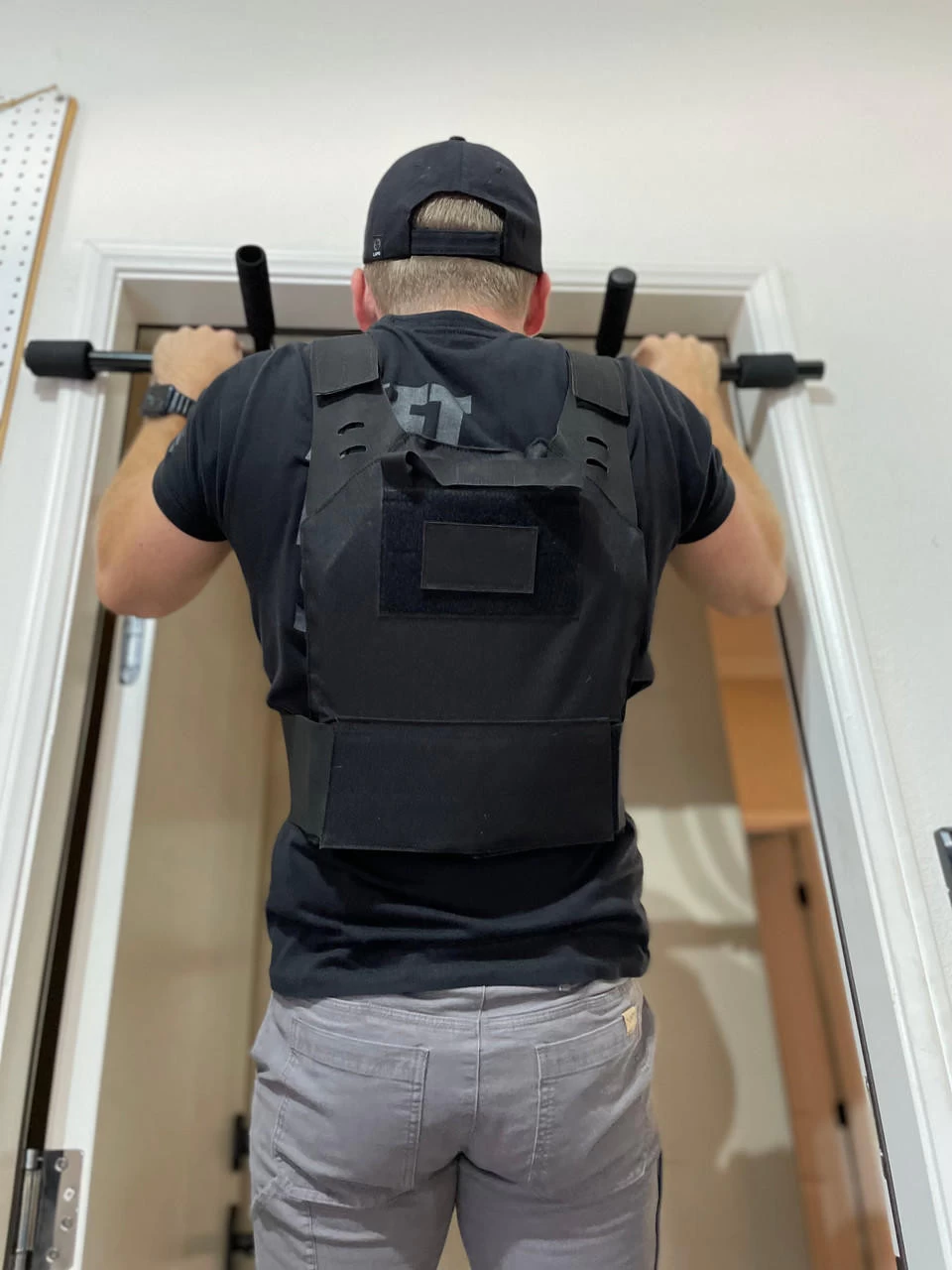 LA Police Gear JTE Lightweight MOLLE Plate Carrier 10 LA Police Gear JTE Lightweight MOLLE Plate Carrier - Image 8