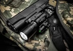 SureFire X400 Ultra Tactical WeaponLight With Green Laser -Outdoor Tactical Gear surefire x400 ultra tactical weaponlight with green laser x400u a gn 49831.1654271746