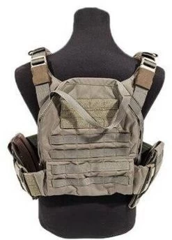 Tactical Tailor Fight Light Large Plate Carrier 22032LW -Outdoor Tactical Gear tactical tailor fight light large plate carrier 22032lw 22032lw 81137.1619205633