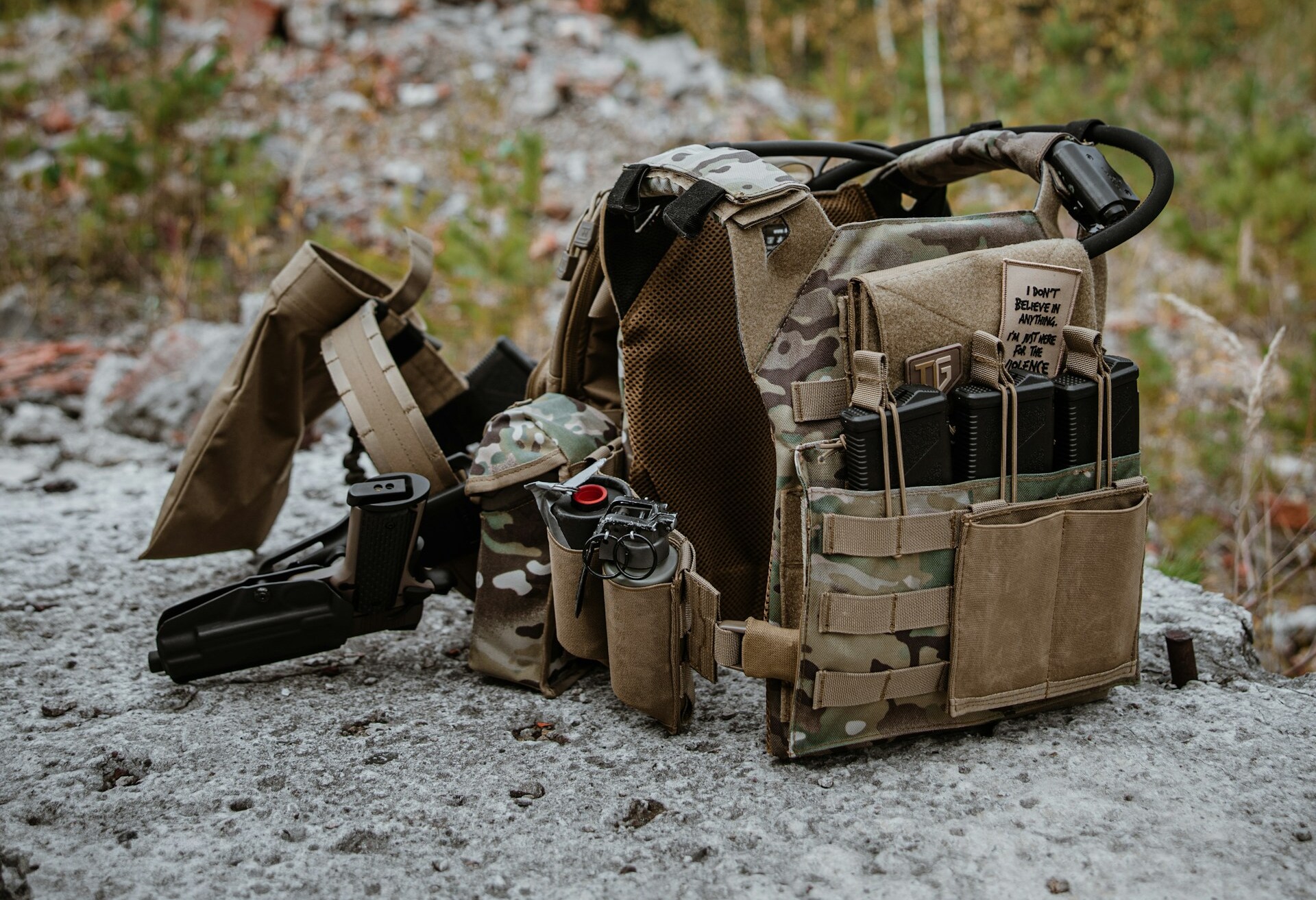 Outdoor Tactical Gear -Outdoor Tactical Gear taiwangun PdZrgBFuwyA unsplash 1